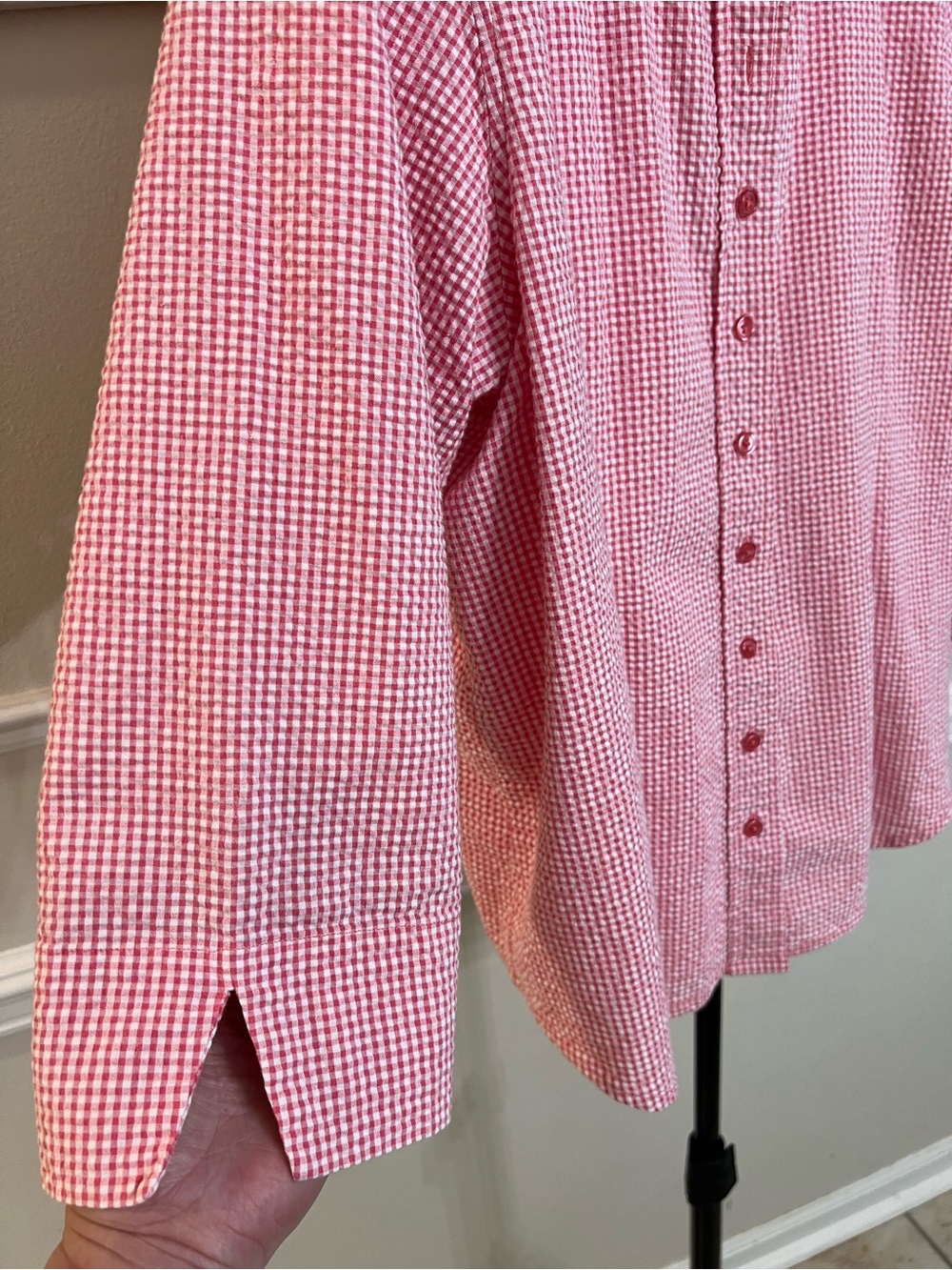 Denim & Co. Button-Down Red and White Gingham Pattern 3/4 Sleeves! Size 1X. - Picture 2 of 11